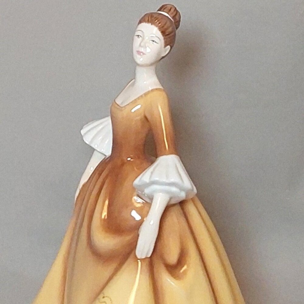 Royal Doulton "Stephanie" Vintage Home/Office Collectible Decor Statue Figurine - Picture 8 of 16